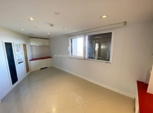 Espectacular Residencia Frente Al Mar!- Ref: 2742