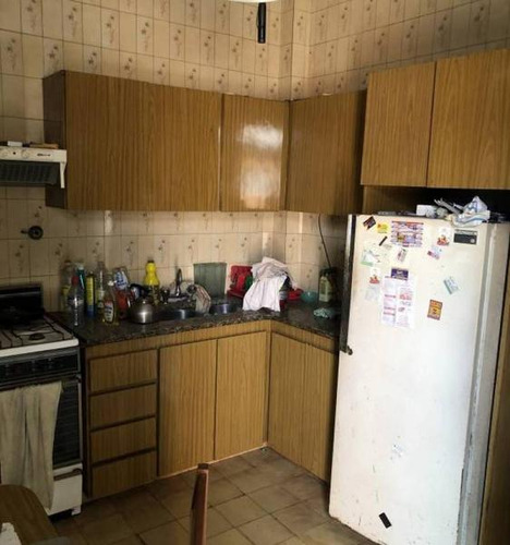 Casa Con Galpon Y Cochera ,excelente Zona !!!