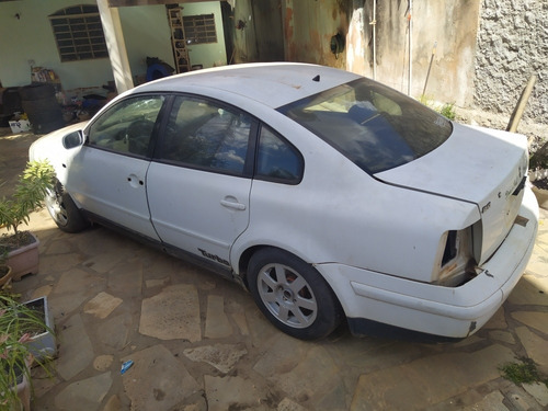 Volkswagen Passat 1999 1.8 4p