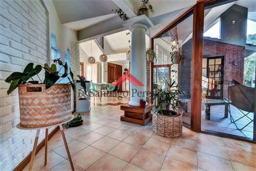 Venta De Casa 4 Dormitorios En Cantegril, Punta Del Este- Ref: 6493