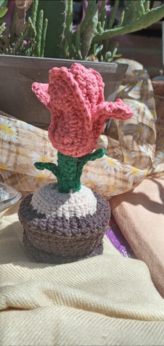 Imagen 4 de 8 de Amigurumis Diferentes Flores Tulipán En Maceta Us$10,00