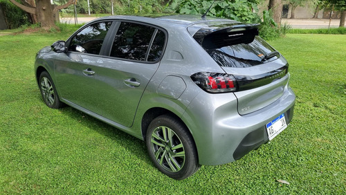 Peugeot 208 1.6 Feline Tiptronic