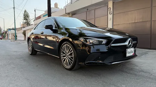 Mercedes-Benz Clase CLA 1.6 200 Cgi Mt