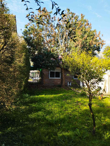 Venta Casa En De Vicenzo Grande Pilar