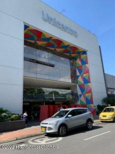 Imagen 2 de 4 de Comercial En Conquistadores Rah Co: 22-2856