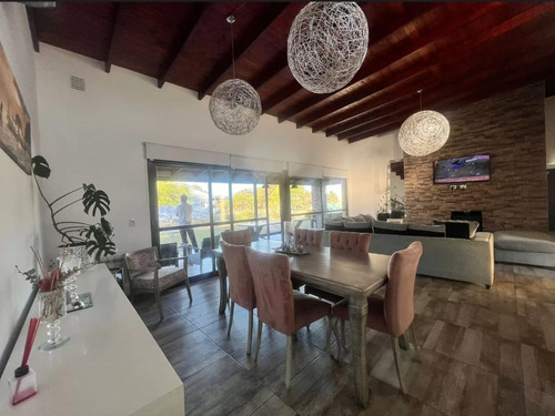 Venta Casa En Valle Del Golf, 1era Etapa, Malagueño