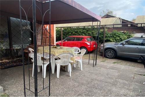 Imagen 7 de 12 de Casa Para Comercio A Pasos Mall Los Dominicos