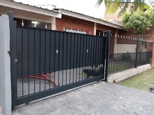 Herreria Pérgolas Rejas Escaleras Portones Muebles