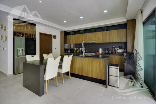 Casa En Venta En Lagos Del Sol Cancun