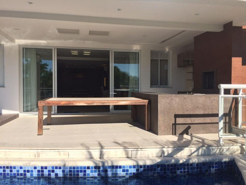 Imagem 11 de 30 de Lindo Apartamento Cachoeira Do Bom Jesus Com 4 Suítes E Piscina - Ap3705