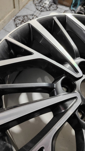Rin Original 18 Hyundai Tucson 2019/2021 Usado Gris Oscuro (Usado)
