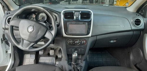 Renault Sandero Expression 1.0 16v Hi-flex Mec.