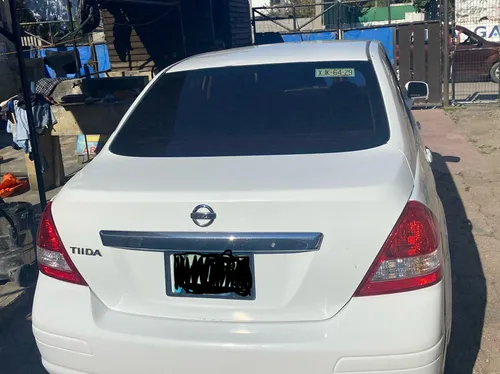 Nissan Tiida 1.8 Advance Sedan Mt