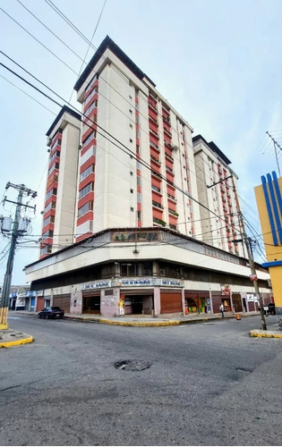 Apartamento Venta Res. Paez Plaza, Centro De Los Teques., Municipio  Guaicaipuro