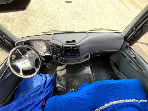 Imagem 9 de 14 de Mercedes-benz- Axor-2544-6x2-2010/10 - Teto Alto - Prata