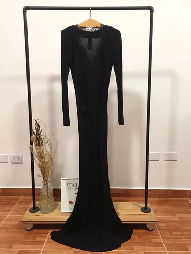 Vestido Negro Awada Con Puntilla Escote V Y Frunce Talle 2 (Usado)