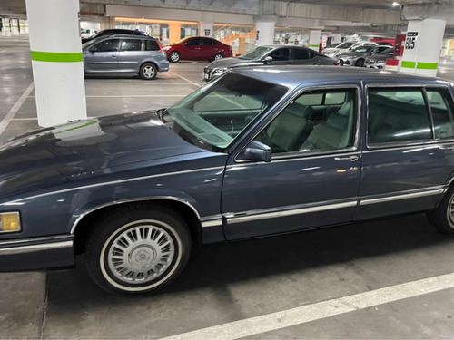 Cadillac Deville,