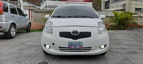 Imagen 5 de 16 de Toyota Yaris Automatico