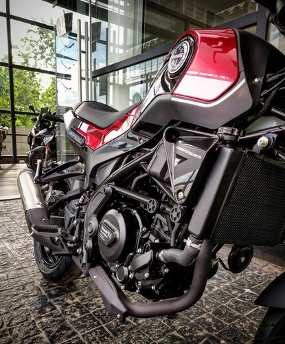 Benelli Leoncino 250 Abs - Rojo - Benelli Store Pilar