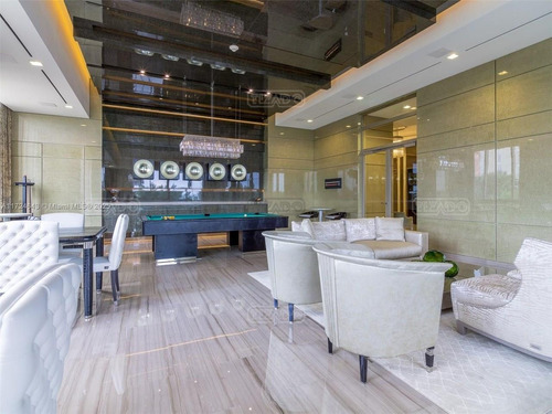 Departamento En Venta En Sunny Isles, Miami, Florida