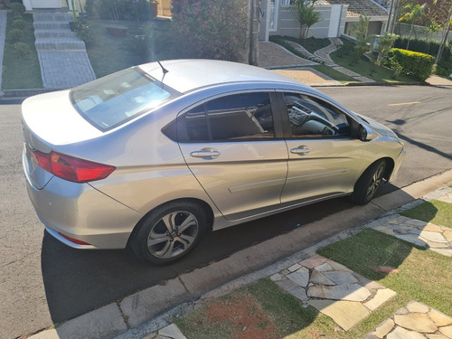 Imagem 2 de 14 de Honda City 2015 Lx