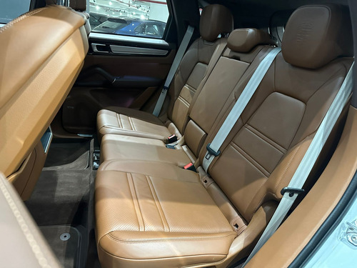 Porsche Cayenne E-Hybrid 3.0 V6 462cv