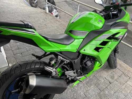 Kawasaki Ninja 300 2014
