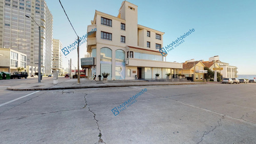 Edificio Comercial Con Locales