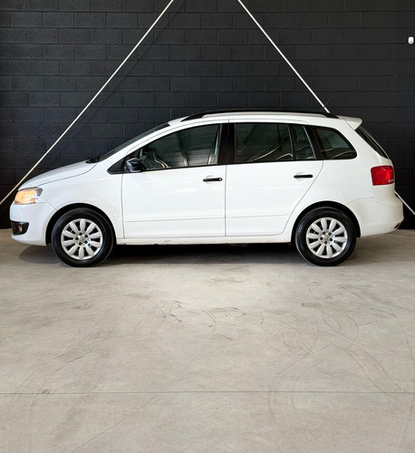 Volkswagen Suran 1.6 Comfortline 101cv
