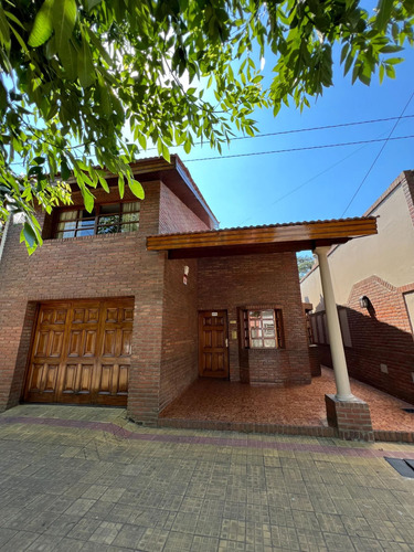 Venta Casa En La Plata 