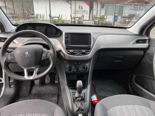 Peugeot 208 1.6 Allure 2017