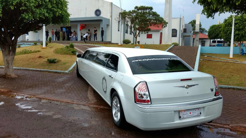 Limousine Chrysler 300c V6 2009 Luxo, Conforto E Ideal Par