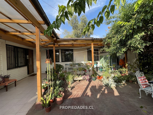 Acogedora Casa En Arriendo De 3 Dormitorios 2 Baños En Macul
