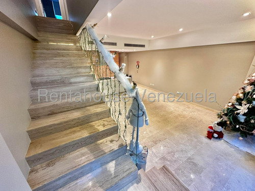 Lujoso Apartamento En Venta En Lomas De Las Mercedes Iq25-10286