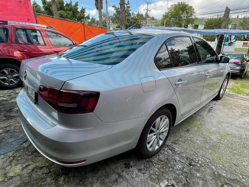 Imagen 8 de 14 de Volkswagen Jetta 2.5 Comfortline Mt 2016