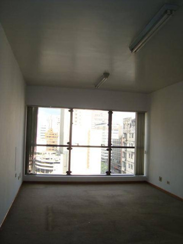 Imagem 10 de 10 de Conjunto - Venda Por R$ 280.000,00 Ou Aluguel Por R$ 800,00/mês - Centro - Curitiba/pr - Cj0006