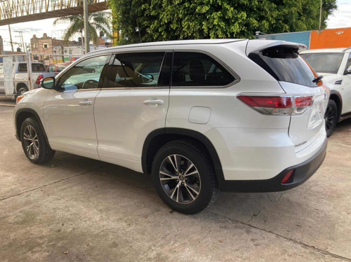 Imagen 5 de 12 de Toyota Highlander 2016 3.5 Xle Mt