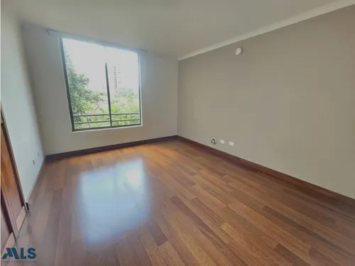 Amplios Espacios Y Excelente Ubicacion(mls#255253)
