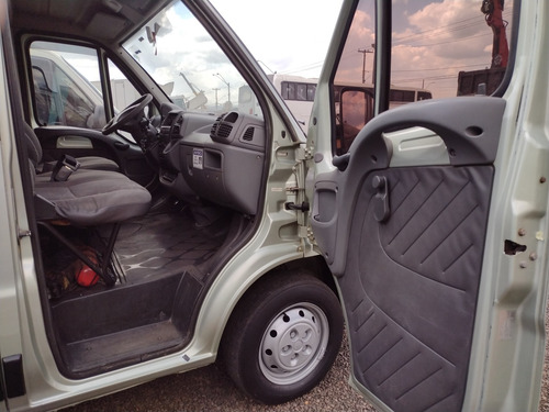 Imagem 6 de 9 de Peugeot Boxer Minibus 2011 2.3 Hdi 330m Médio 15l 5p