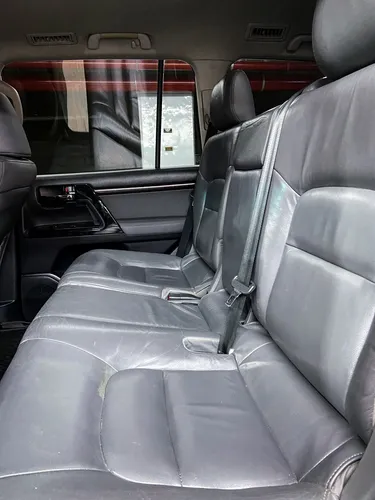 Toyota Land Cruiser V8 VX LC200 IMPERIAL 4X4 4.7 AT