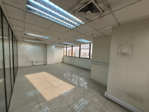 (ofi) Oficina En Arriendo - Metro Los Leones