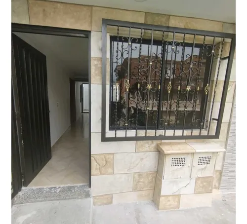 Casa Para Alquiler En Envigado- Oasis Uno