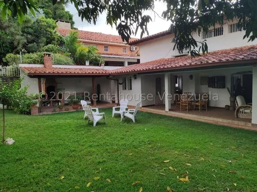 Casa En Venta La Tahona