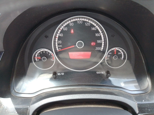 Imagen 13 de 16 de Volkswagen Up! 1.0 High Df