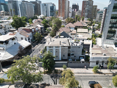 Remate - Providencia-departamento-general Flores N°238, De