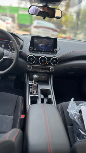 Nissan Sentra 2.0 Sr Midnight Edition Bi-Tono Cvt