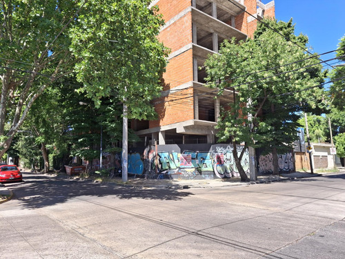 Local En Venta En Chilavert, Financiado