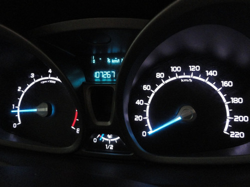 Imagen 11 de 14 de Ford Ecosport S 2016