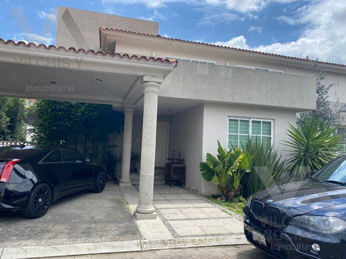 Imagen 1 de 9 de Casa En Venta En Fracc Gran Roble En Metepec Edo Mex