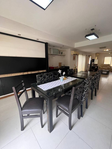 Venta Casa En Aranjuez Country Club. Con Pileta Climatizada. Apto Credito